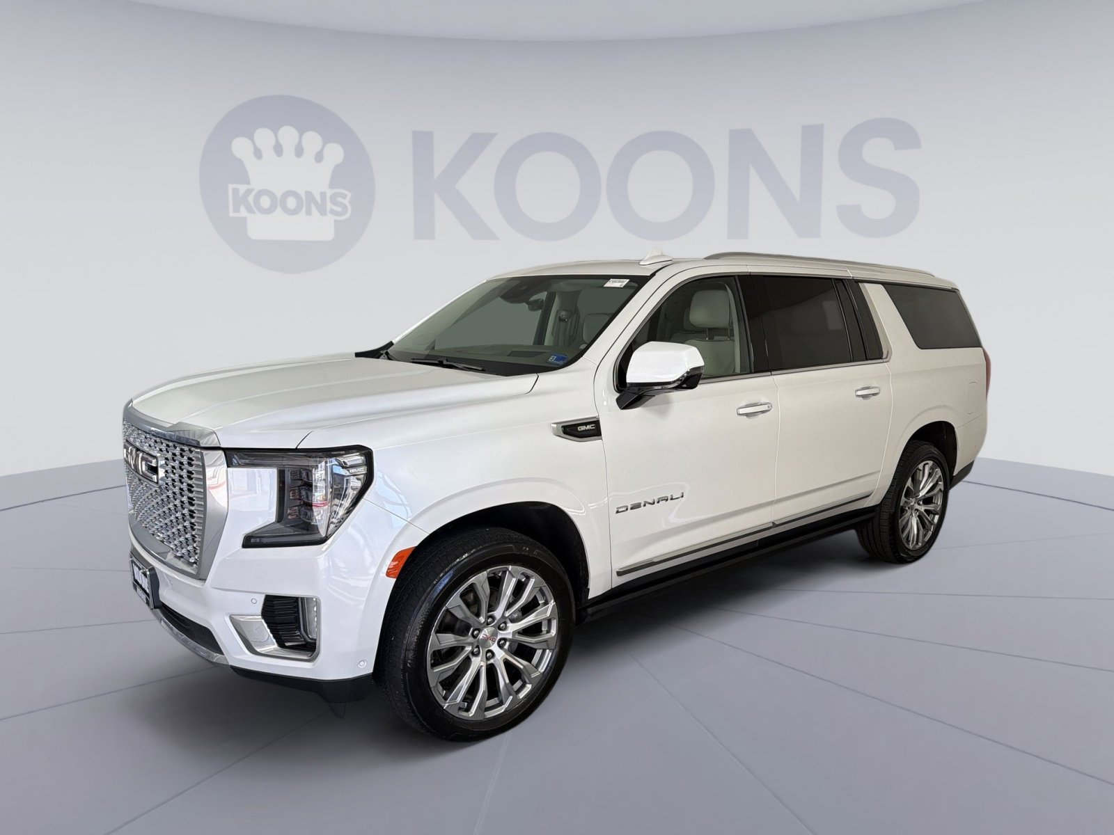 Used 2023 GMC Yukon XL Denali w/ Advanced Technology Package