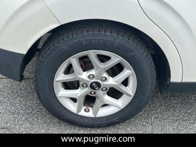 Used 2020 Kia Soul S image 17