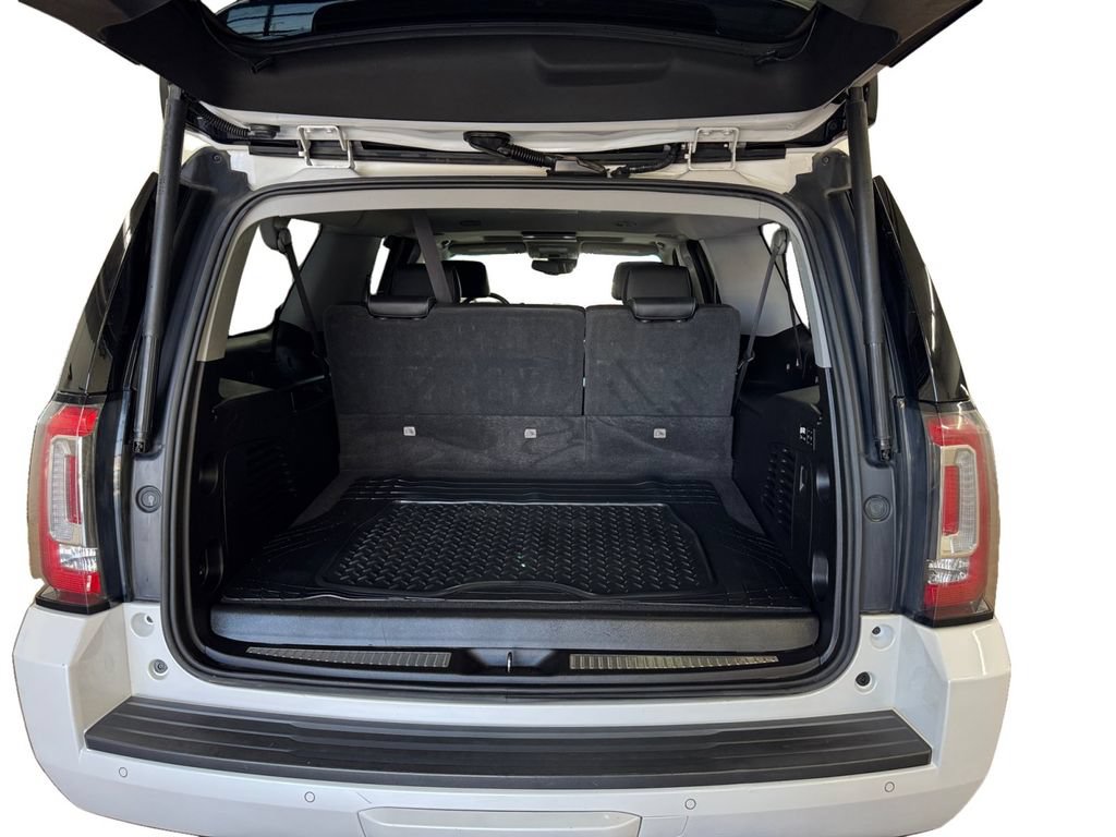 Used 2016 GMC Yukon XL SLT w/ Open Road Package AWD/4WD image 19