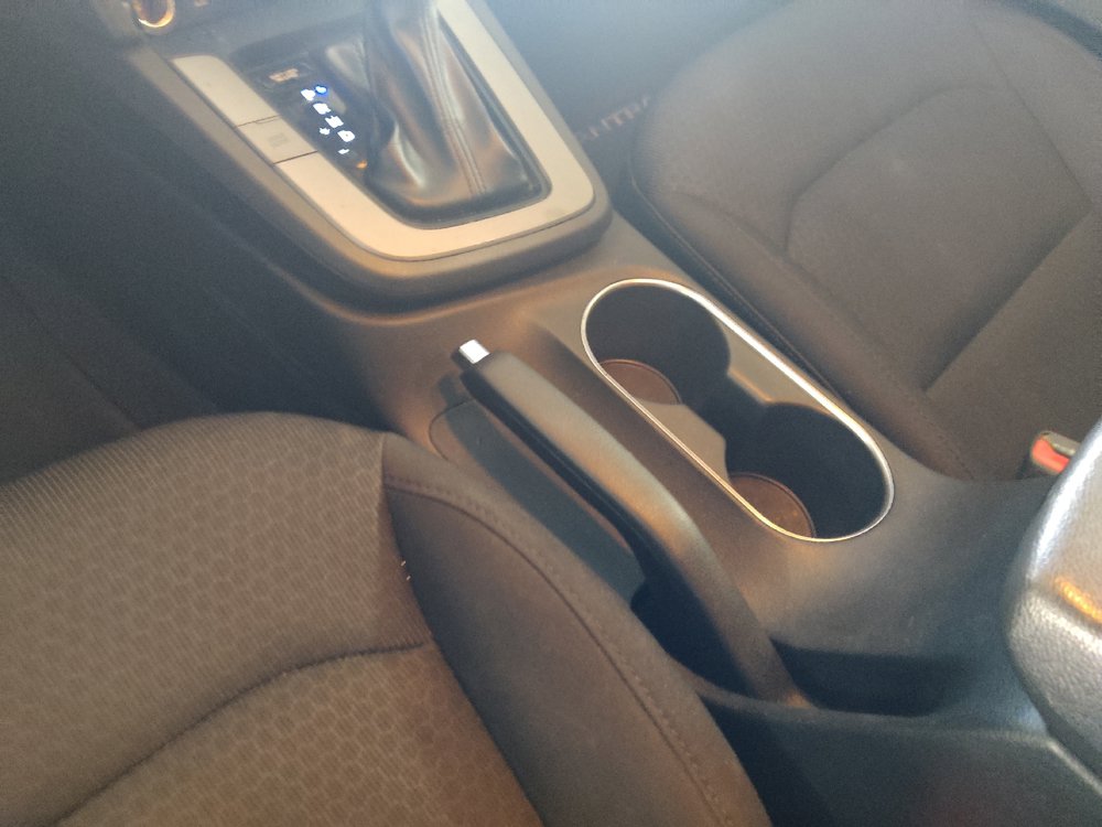 Used 2018 Hyundai Elantra SEL FWD image 26