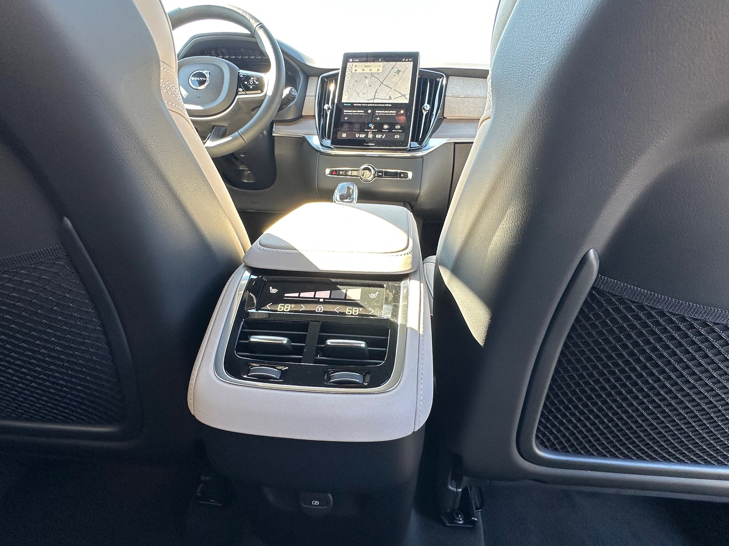 Used 2026 Volvo XC90 B6 Plus w/ Protection Package Premier AWD/4WD image 12
