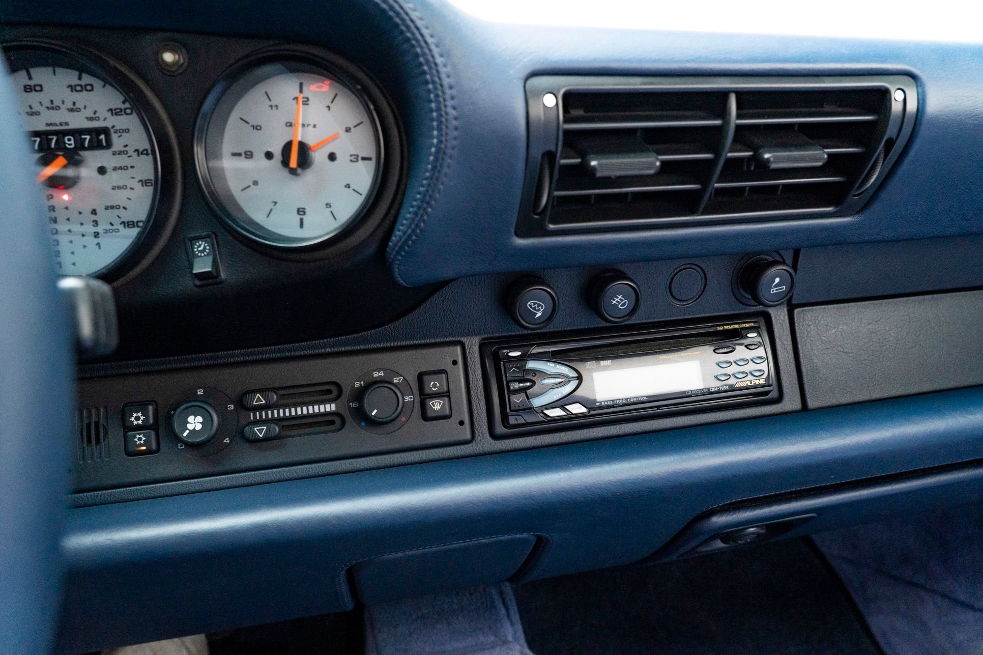 Used 1996 Porsche 911 Carrera RWD image 25