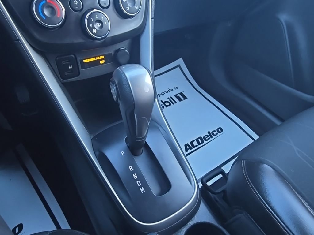 Certified 2022 Chevrolet Trax LT w/ LT Convenience Package image 20