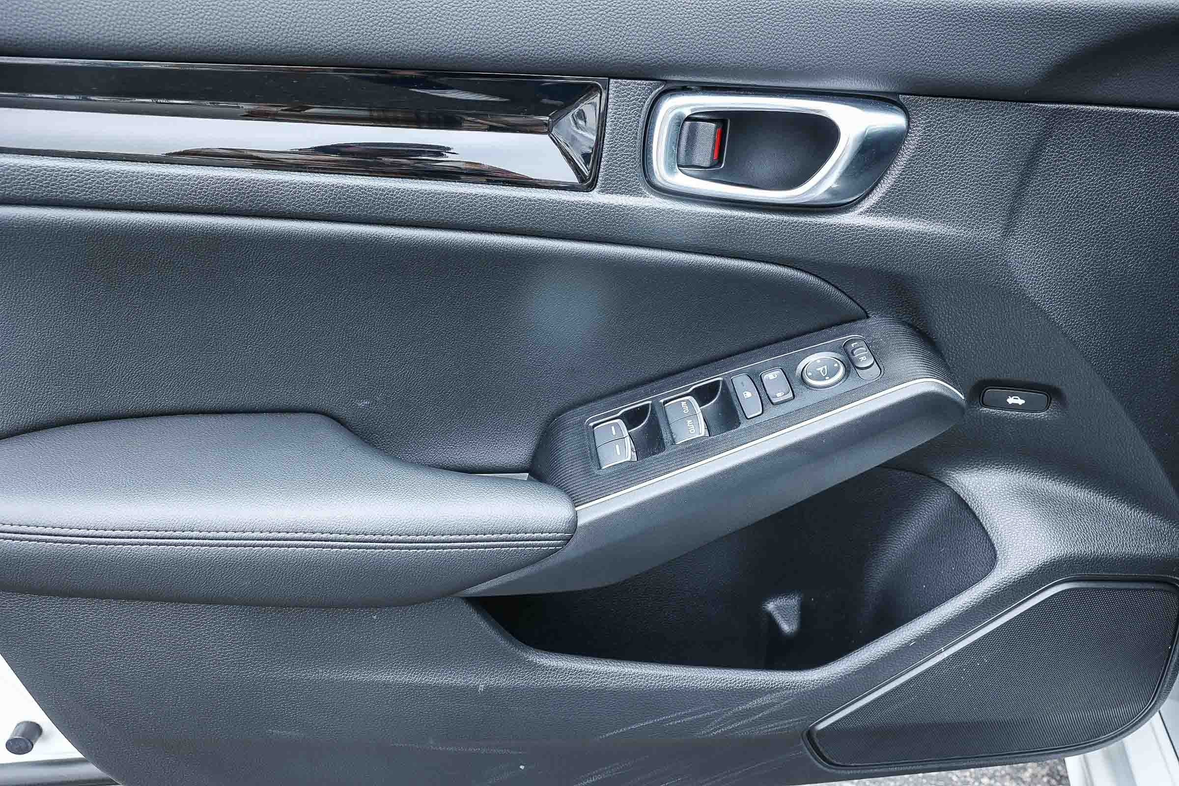 Used 2025 Honda Civic Sport Touring image 28