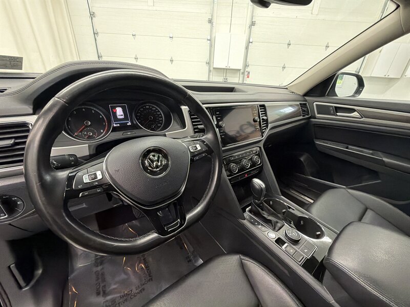 Used 2018 Volkswagen Atlas SEL AWD/4WD image 11