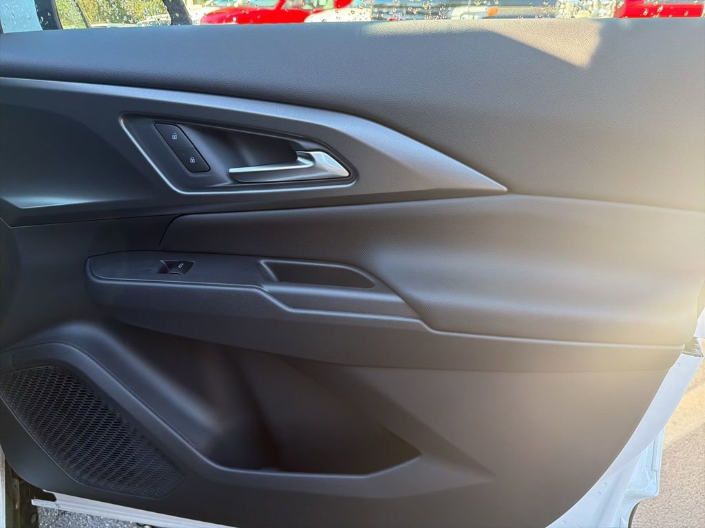 New 2026 Chevrolet Equinox EV LT image 21