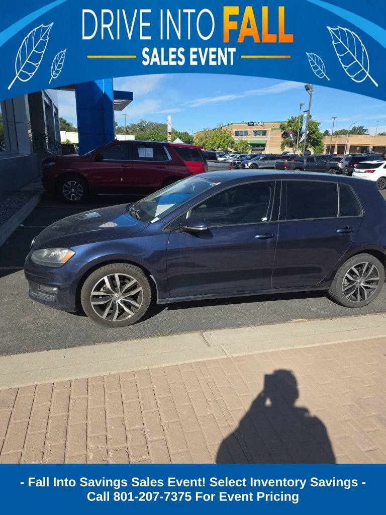 Used 2015 Volkswagen Golf 4-Door FWD image 2