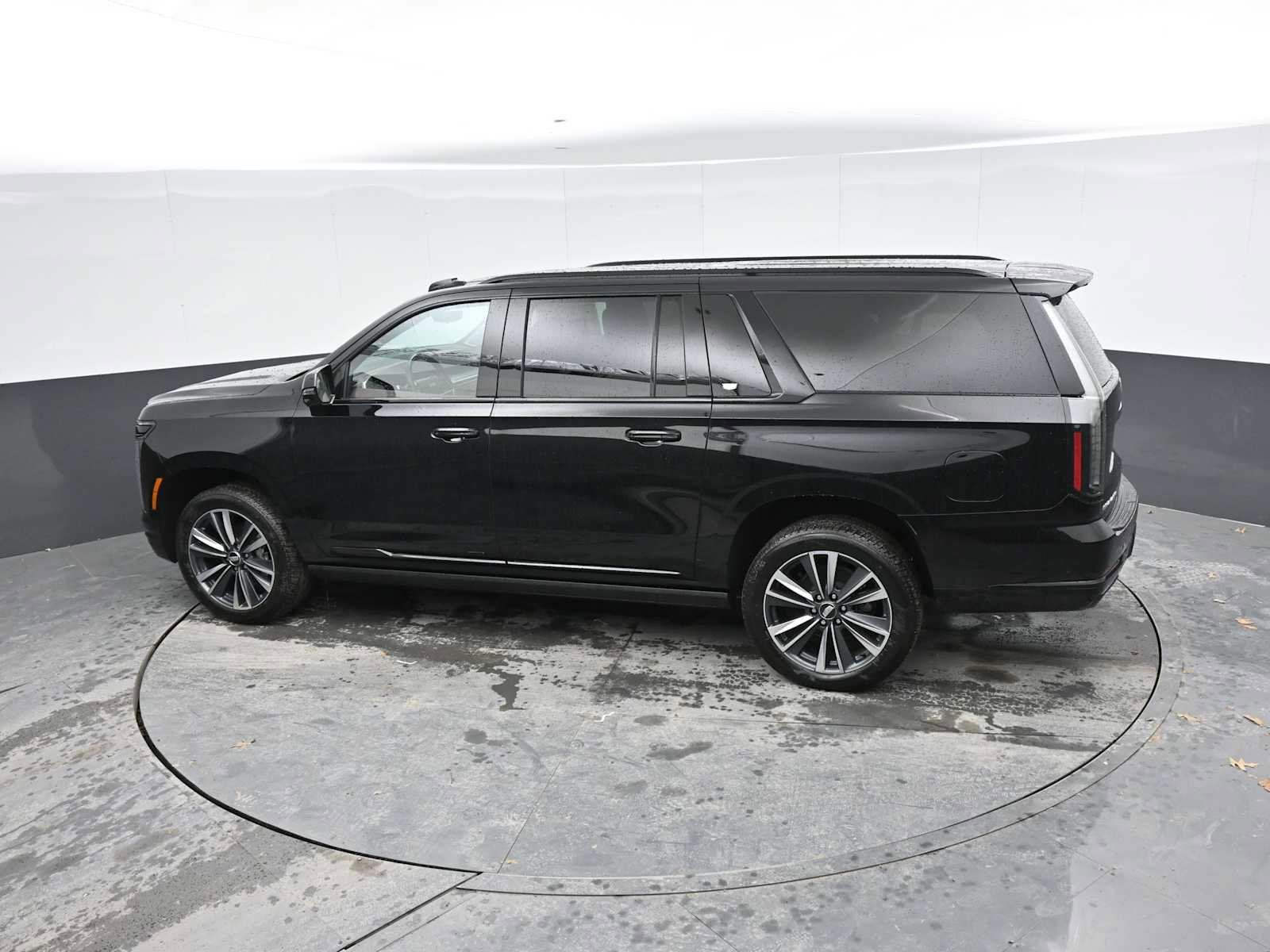 New 2026 Cadillac Escalade ESV Sport image 28