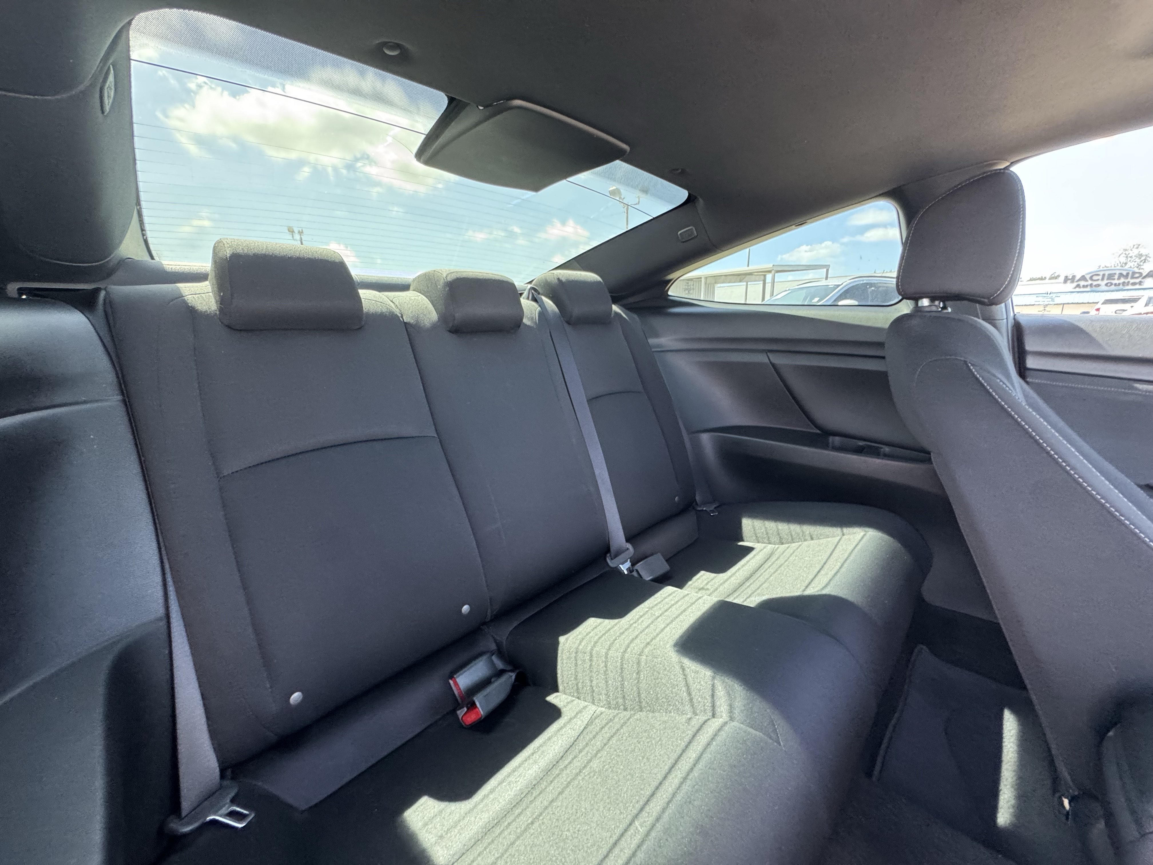 Used 2019 Honda Civic EX image 29