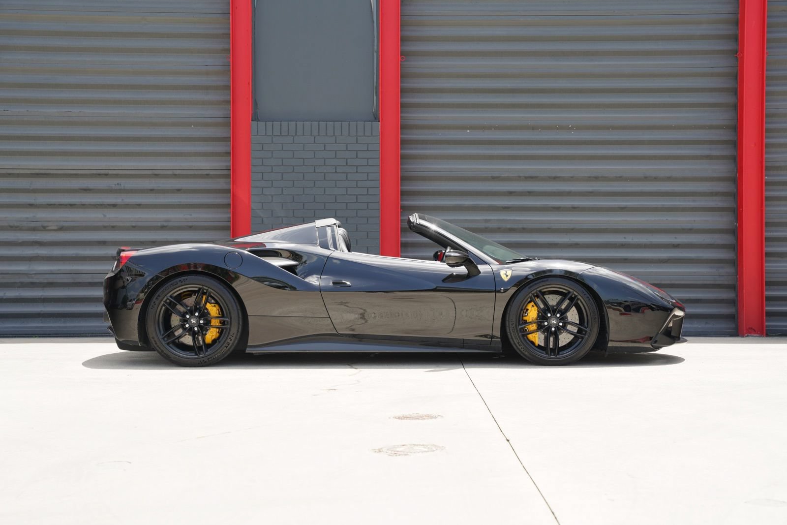Used 2016 Ferrari 488 Spider RWD image 12