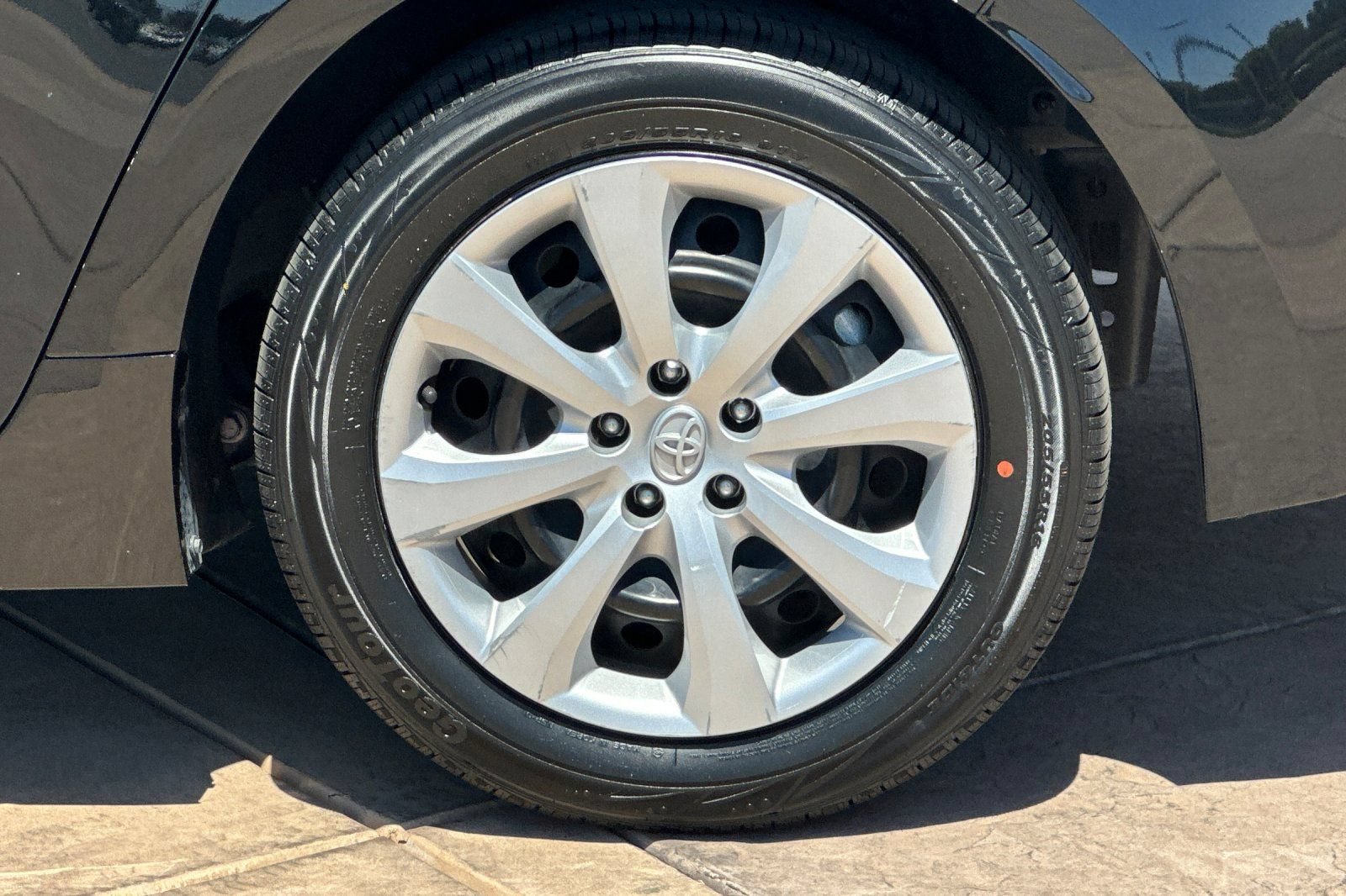 Certified 2023 Toyota Corolla LE FWD image 30