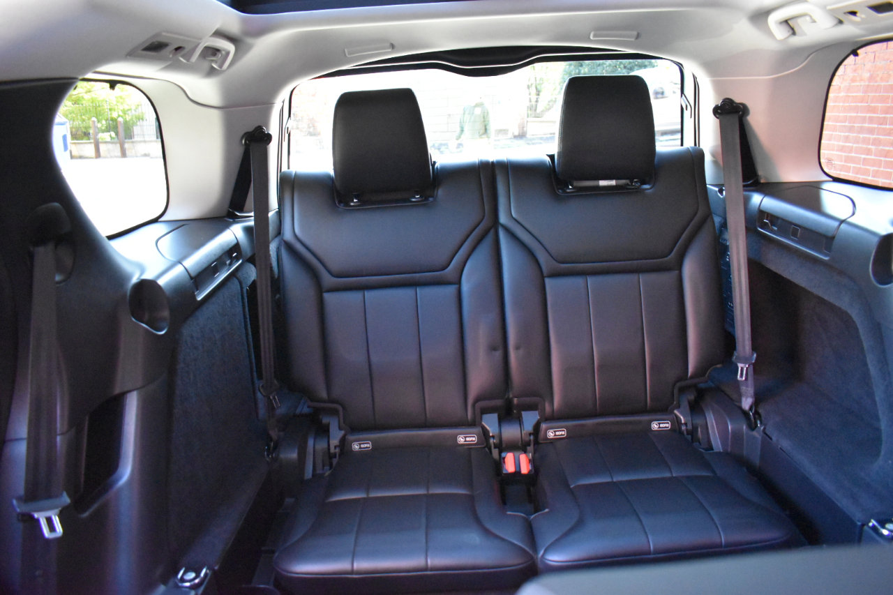 Used 2017 Land Rover Discovery HSE image 20