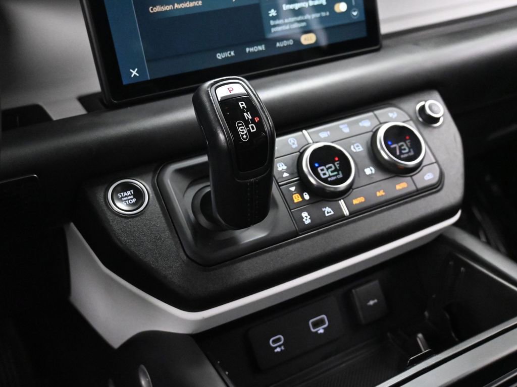 Used 2020 Land Rover Defender 110 HSE image 36