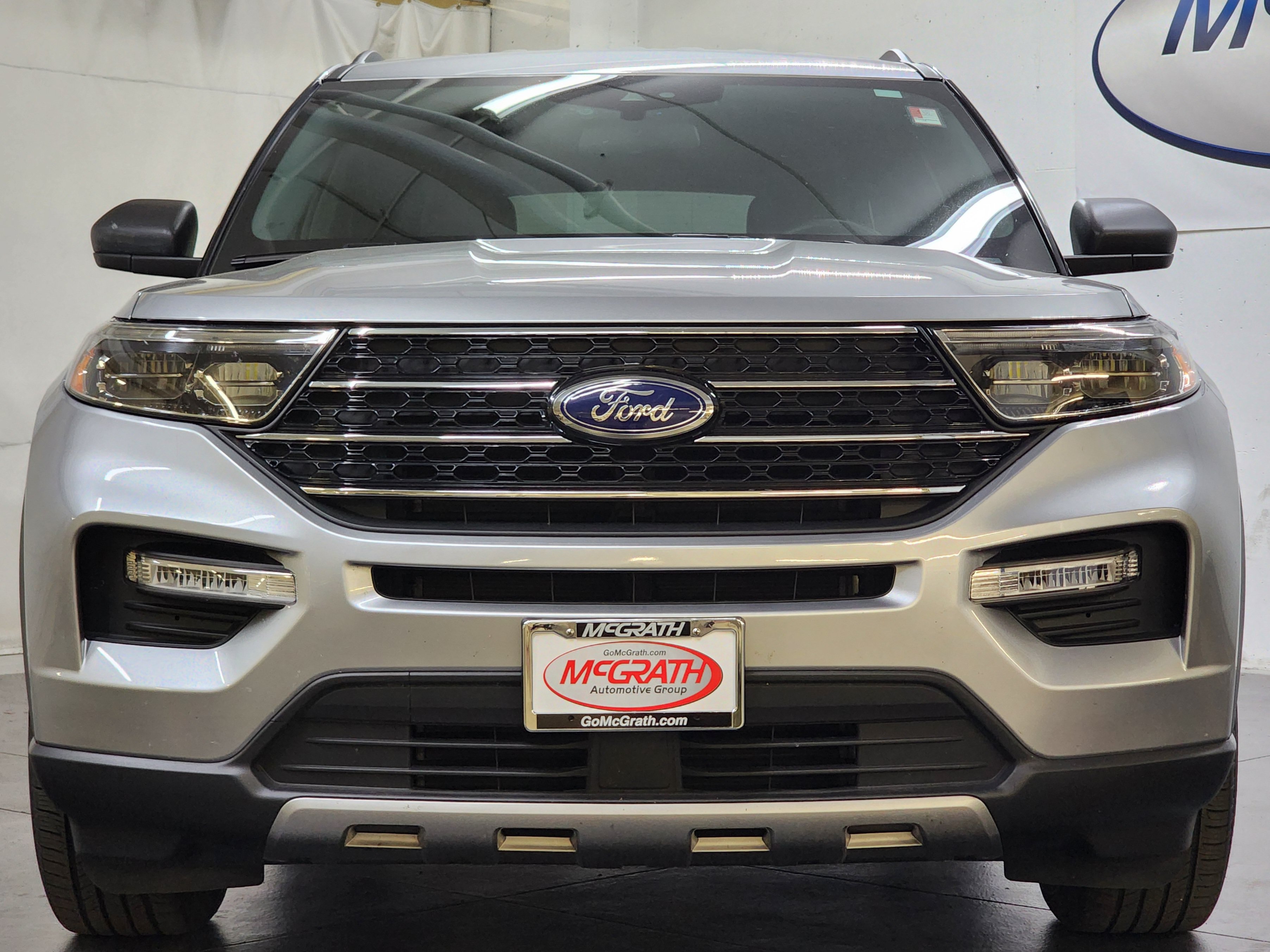 Used 2020 Ford Explorer XLT w/ Equipment Group 202A RWD image 11