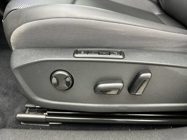 Used 2023 Volkswagen ID.4 Pro S Plus AWD/4WD image 12