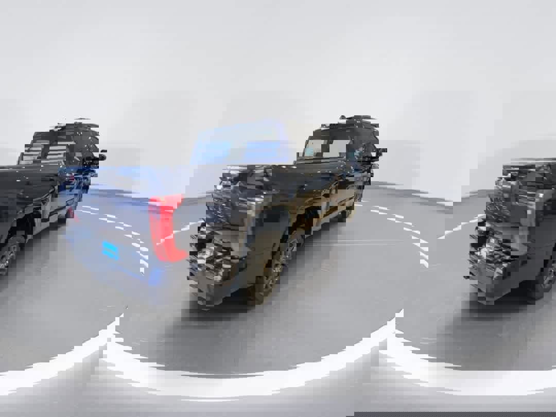 Used 2023 Toyota Tundra Platinum image 8