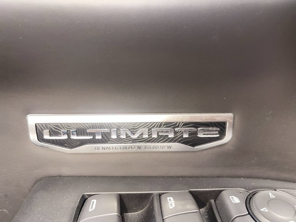 Used 2024 GMC Sierra 1500 Denali Ultimate AWD/4WD image 5