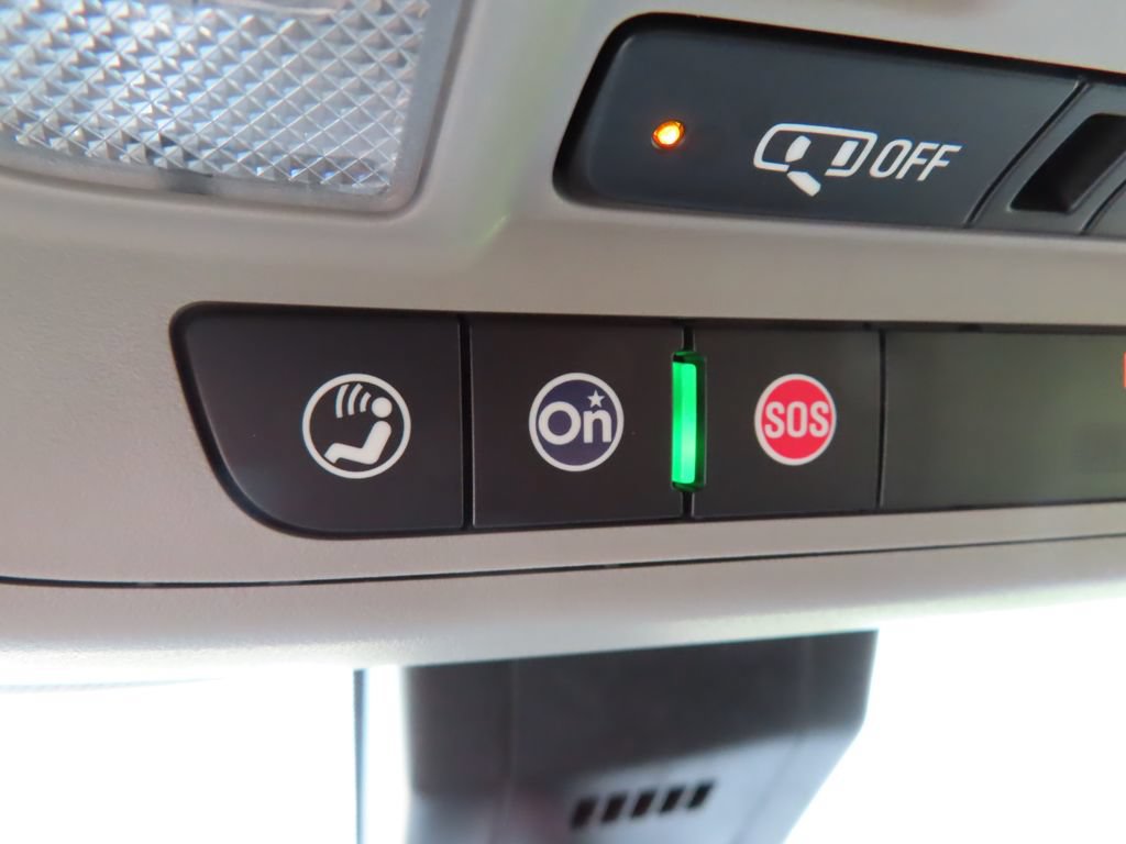 Used 2023 Chevrolet Equinox Premier AWD/4WD image 13