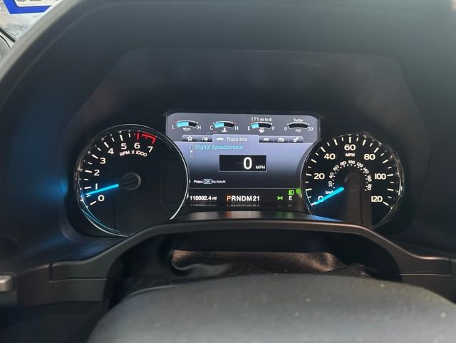 Used 2016 Ford F150 Lariat w/ Equipment Group 502A Luxury AWD/4WD image 6