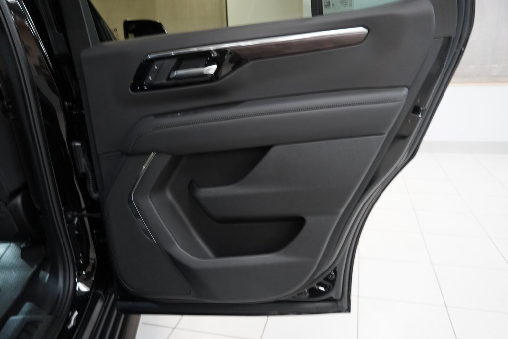 Certified 2025 Chevrolet Tahoe LS image 30