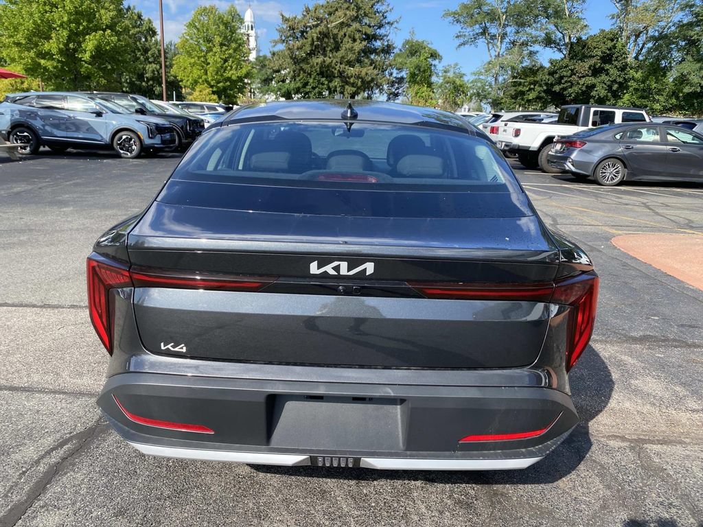 New 2026 Kia K4 FWD image 4