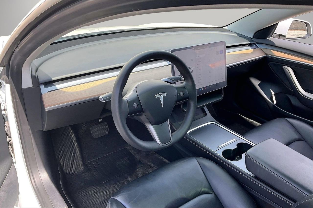 Used 2022 Tesla Model 3 Long Range image 21