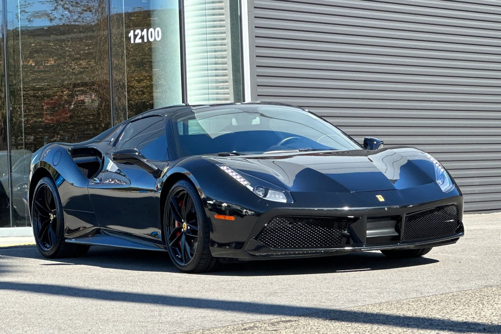 Used 2018 Ferrari 488 Spider image 10