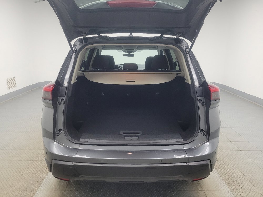 Used 2024 Nissan Rogue S AWD/4WD image 29