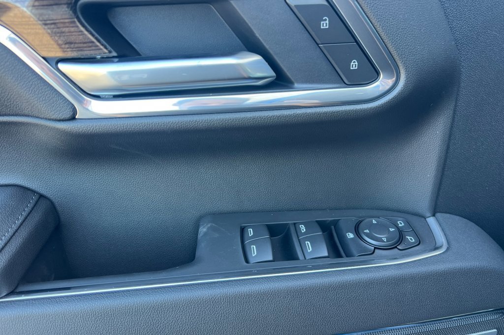 New 2026 Chevrolet Silverado 1500 LT Trail Boss w/ Convenience Package II image 8