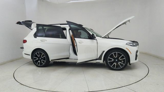 Used 2021 BMW X7 xDrive40i w/ M Sport Package image 78