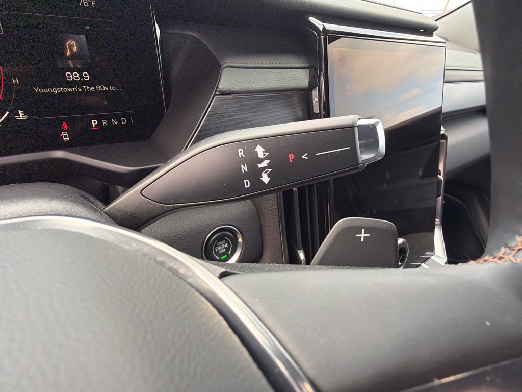 Used 2024 GMC Acadia AT4 AWD/4WD image 19