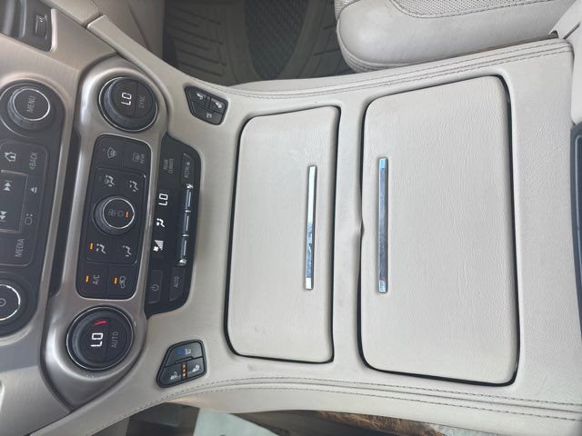 Used 2016 GMC Yukon Denali RWD image 33