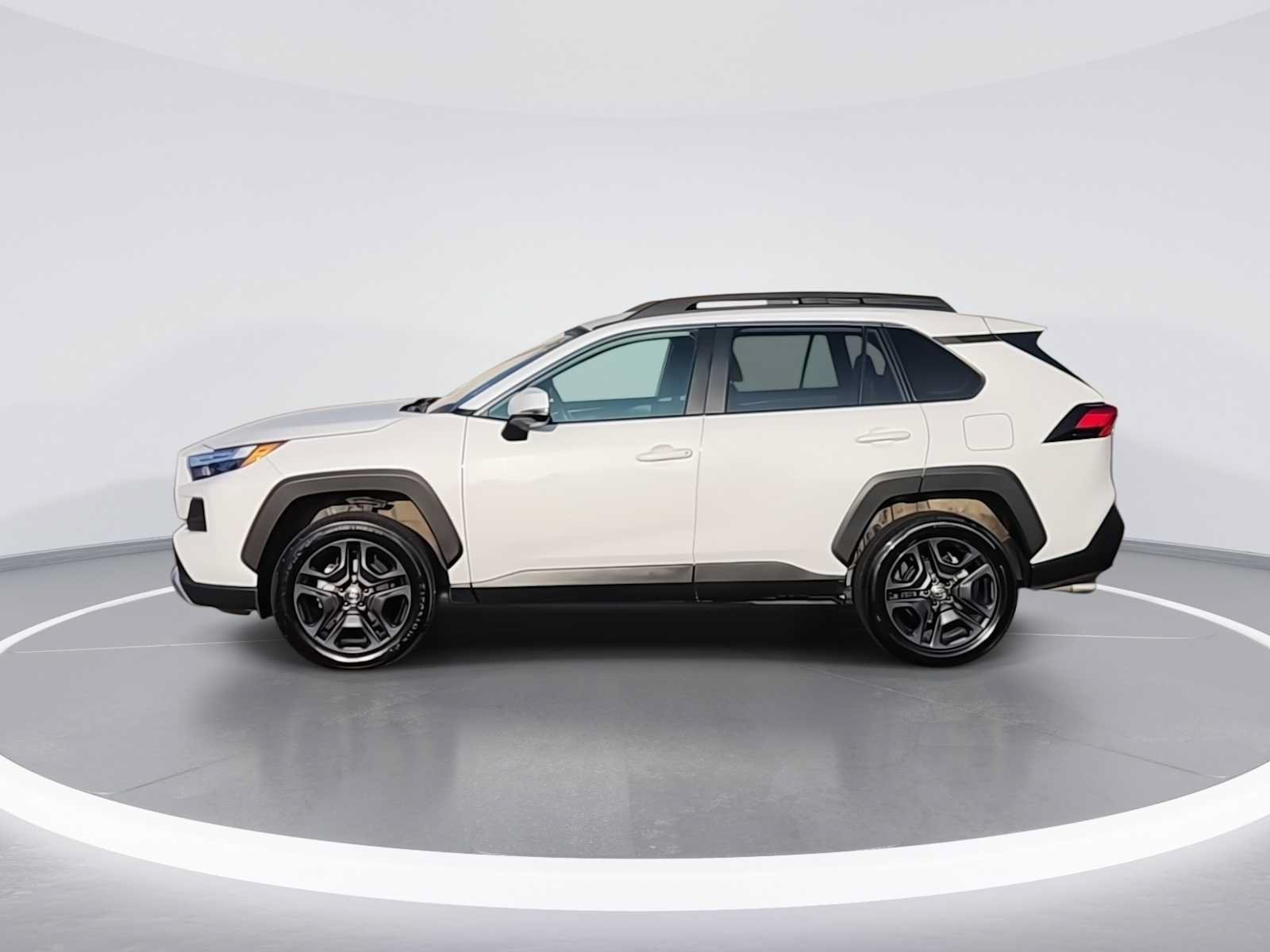 Certified 2024 Toyota RAV4 Adventure AWD/4WD image 5