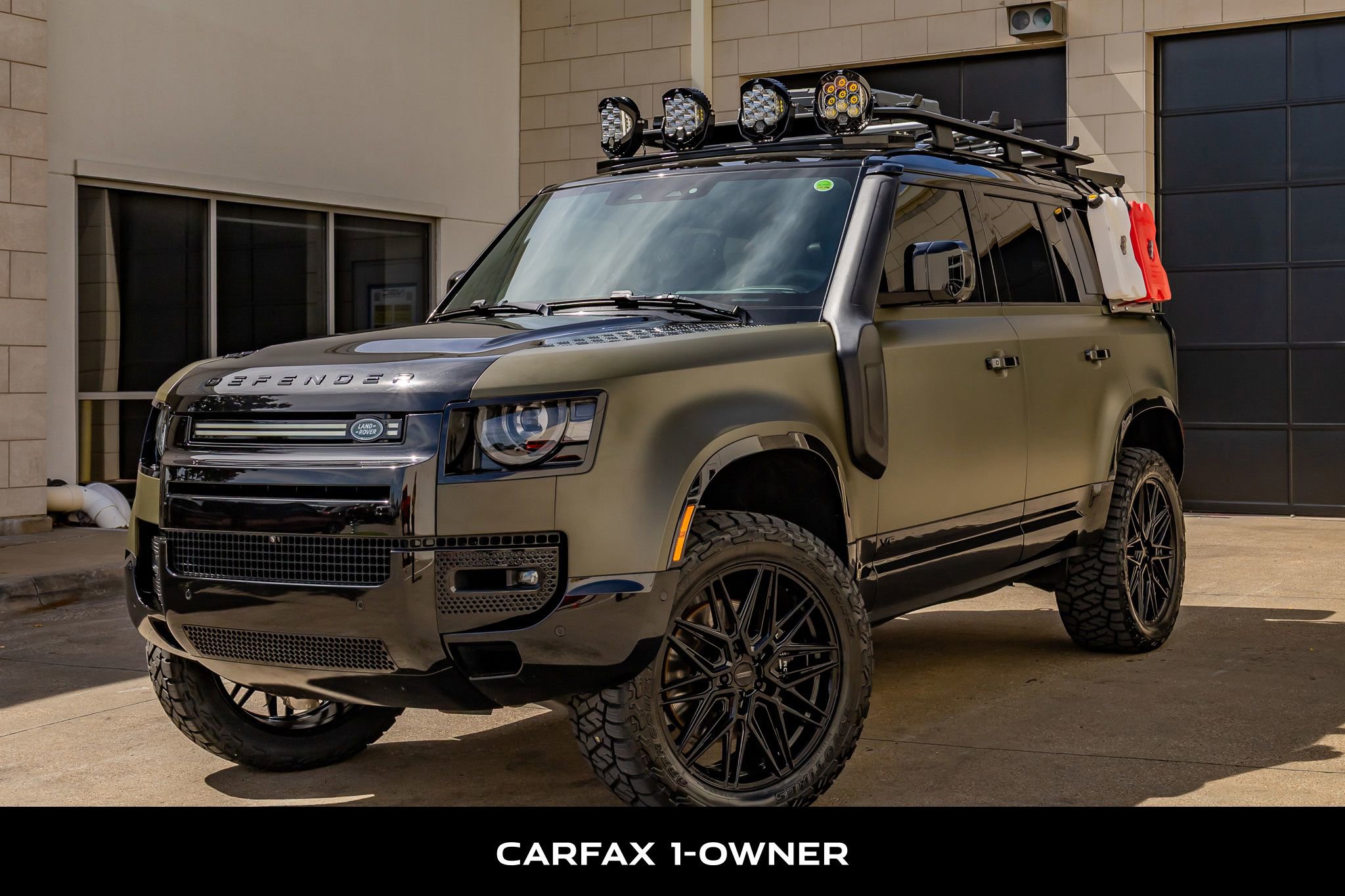 Used 2023 Land Rover Defender 110 V8 image 5