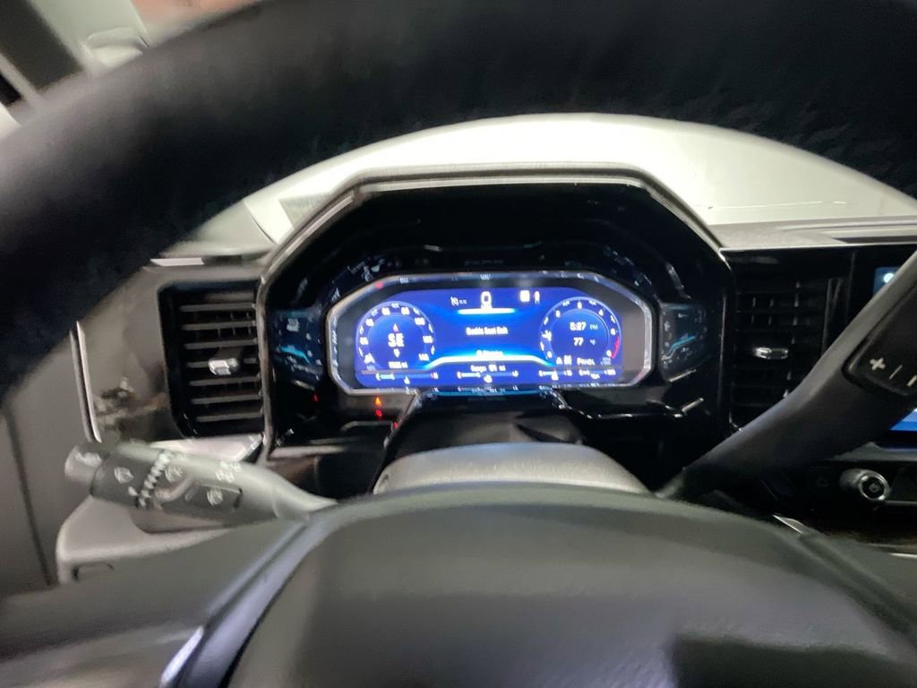 Used 2023 Chevrolet Silverado 1500 LT image 11