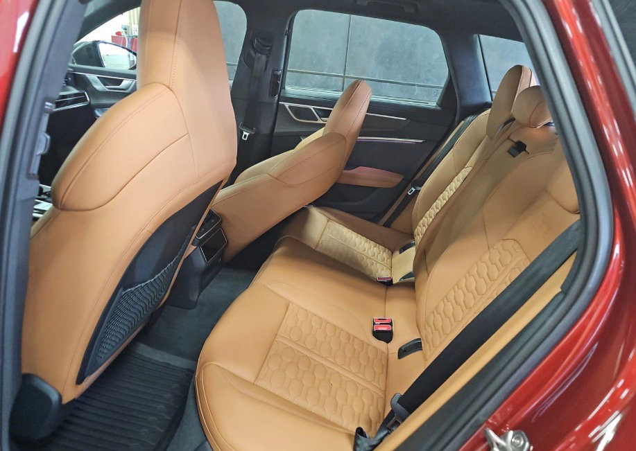 Used 2024 Audi RS 6 performance image 23