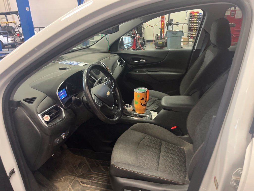 Used 2022 Chevrolet Equinox LT AWD/4WD image 3