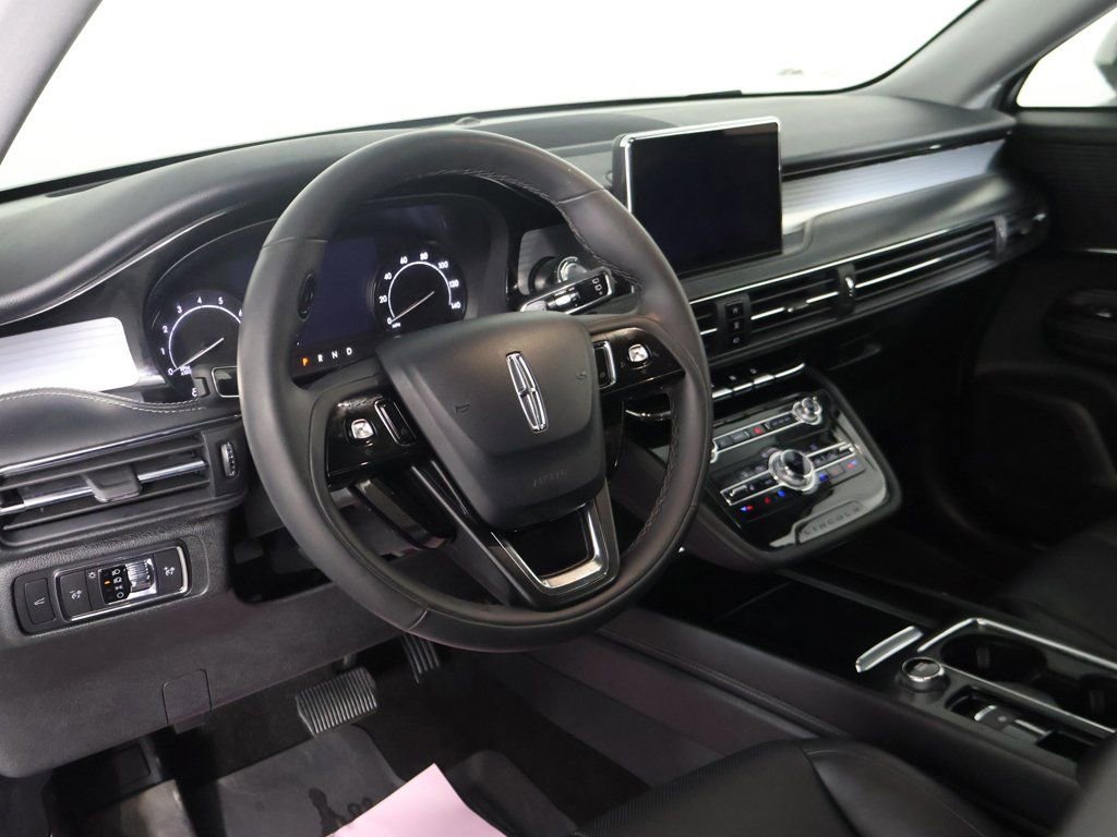 Used 2022 Lincoln Corsair AWD w/ Equipment Group 101A image 27