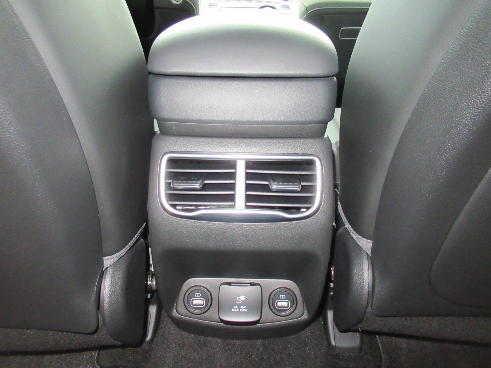 Used 2023 Hyundai Santa Fe Calligraphy FWD image 31