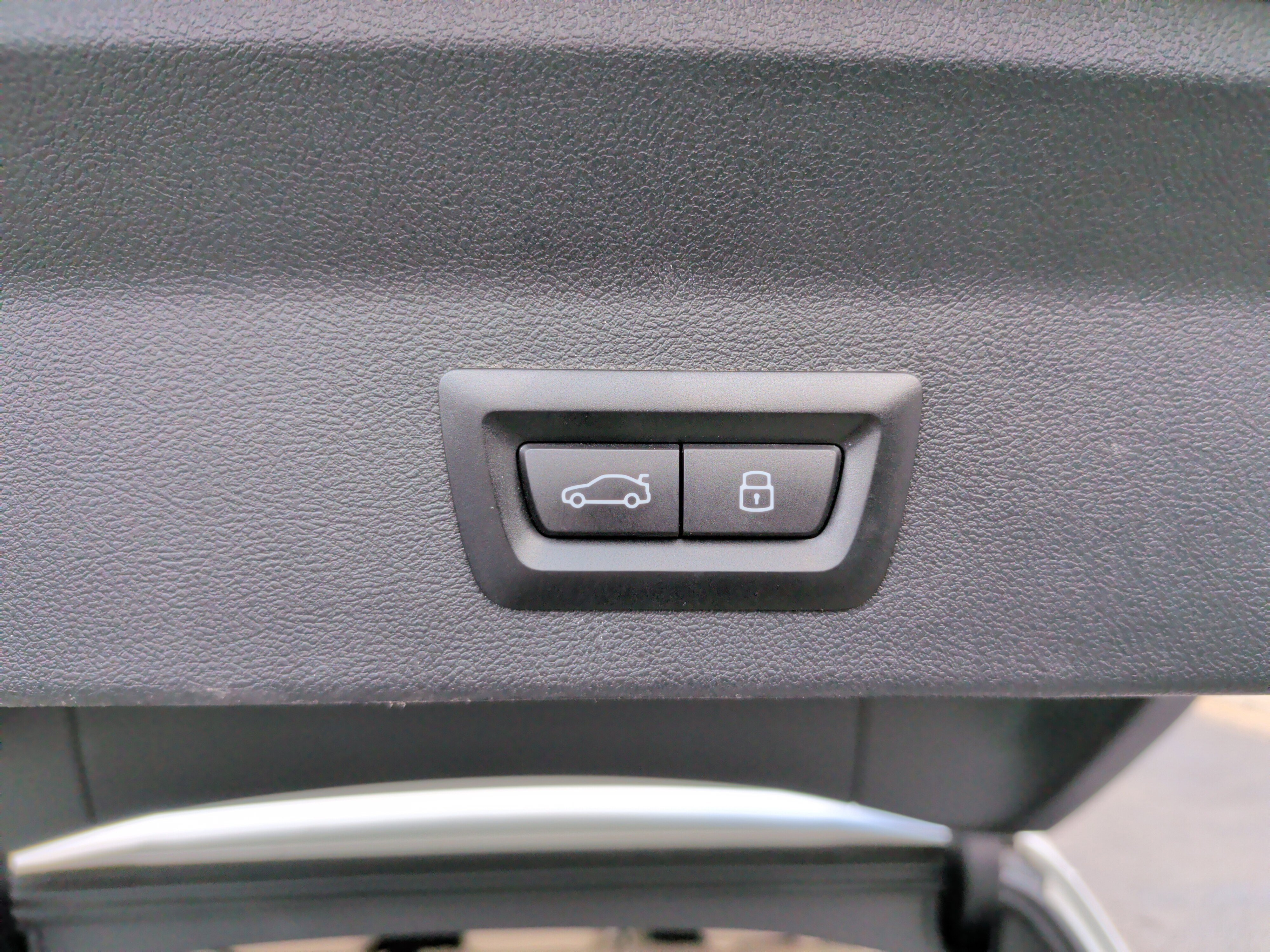 Used 2024 BMW X3 sDrive30i w/ Convenience Package image 39