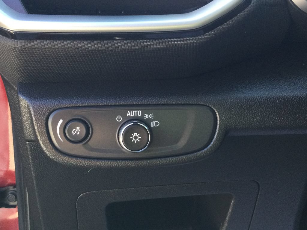 Used 2023 Chevrolet TrailBlazer LS FWD image 15