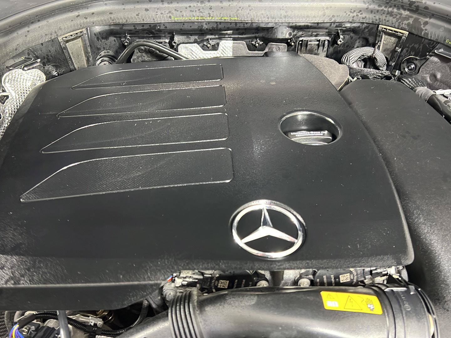 Used 2023 Mercedes-Benz GLC 300 4MATIC Coupe image 24