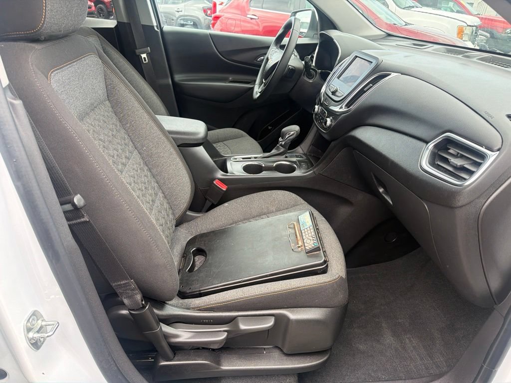 Used 2024 Chevrolet Equinox LT w/ LPO, Floor Liner Package AWD/4WD image 22
