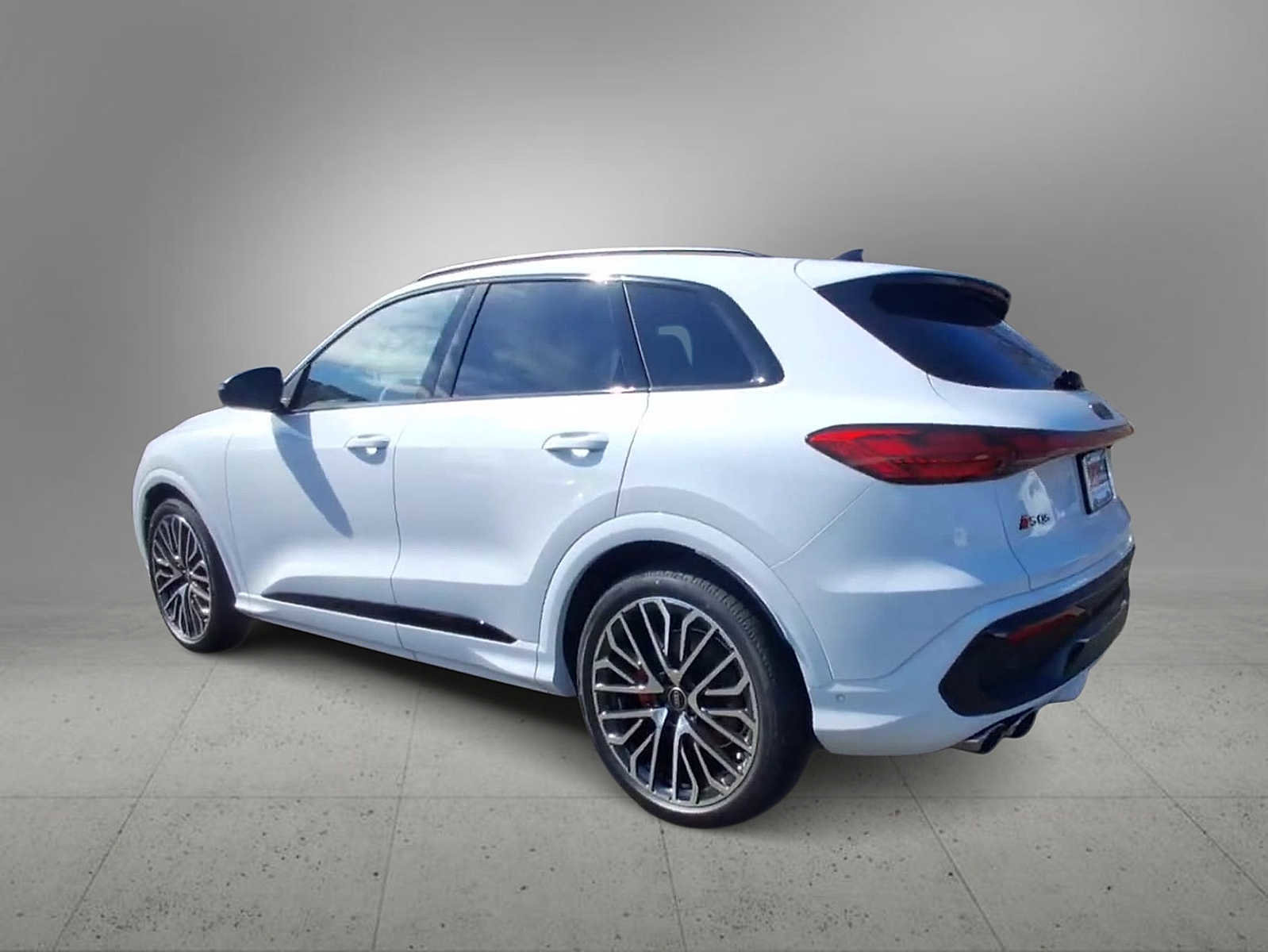 New 2025 Audi SQ5 Prestige image 6