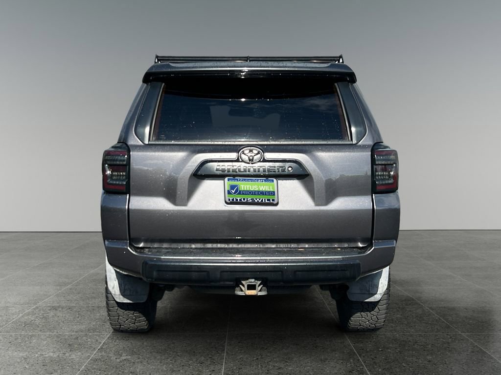 Used 2018 Toyota 4Runner TRD Off-Road Premium AWD/4WD image 9