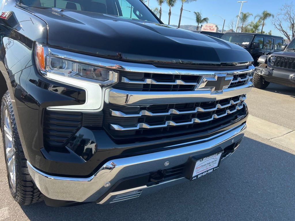 Used 2023 Chevrolet Silverado 1500 LTZ image 11