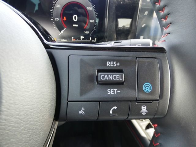 New 2026 Nissan Kicks SR w/ Cold Weather Package AWD/4WD image 10