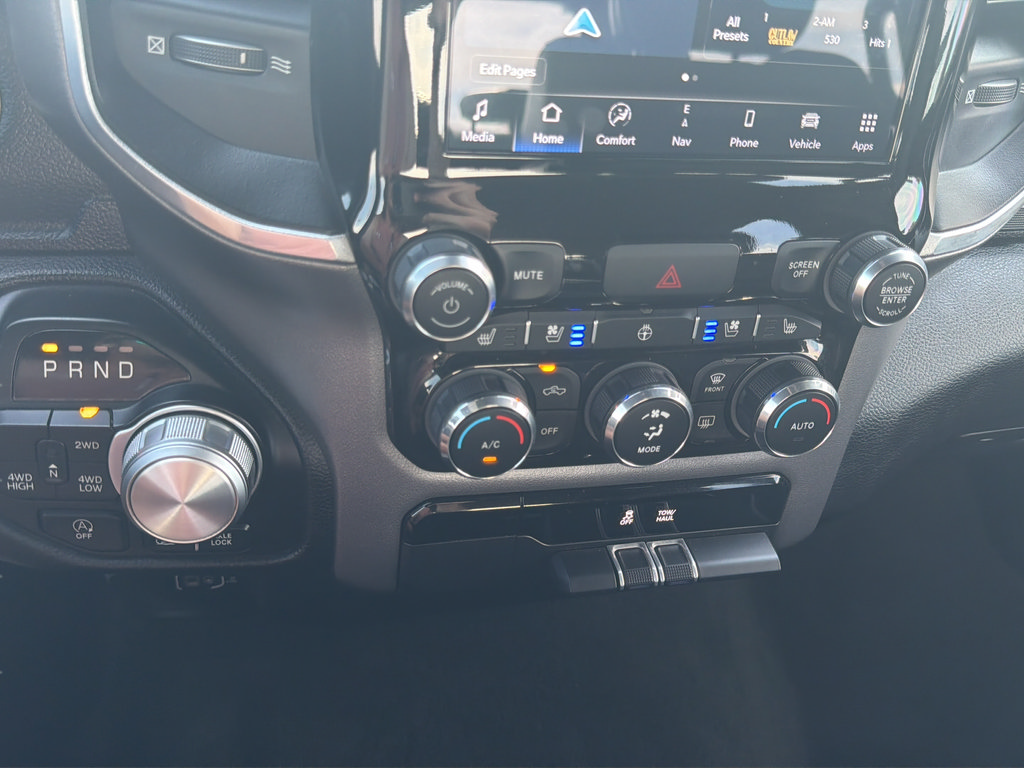 Used 2023 RAM 1500 Laramie w/ Off Road Group AWD/4WD image 26