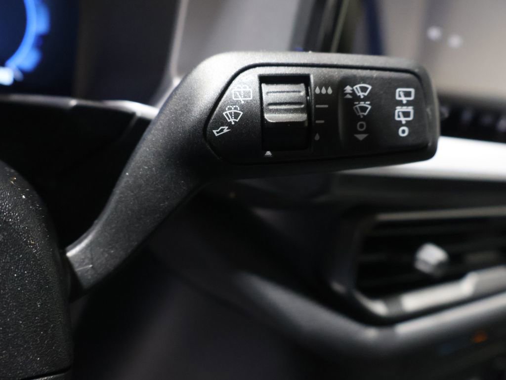 Used 2025 Ford Bronco Sport Badlands image 37