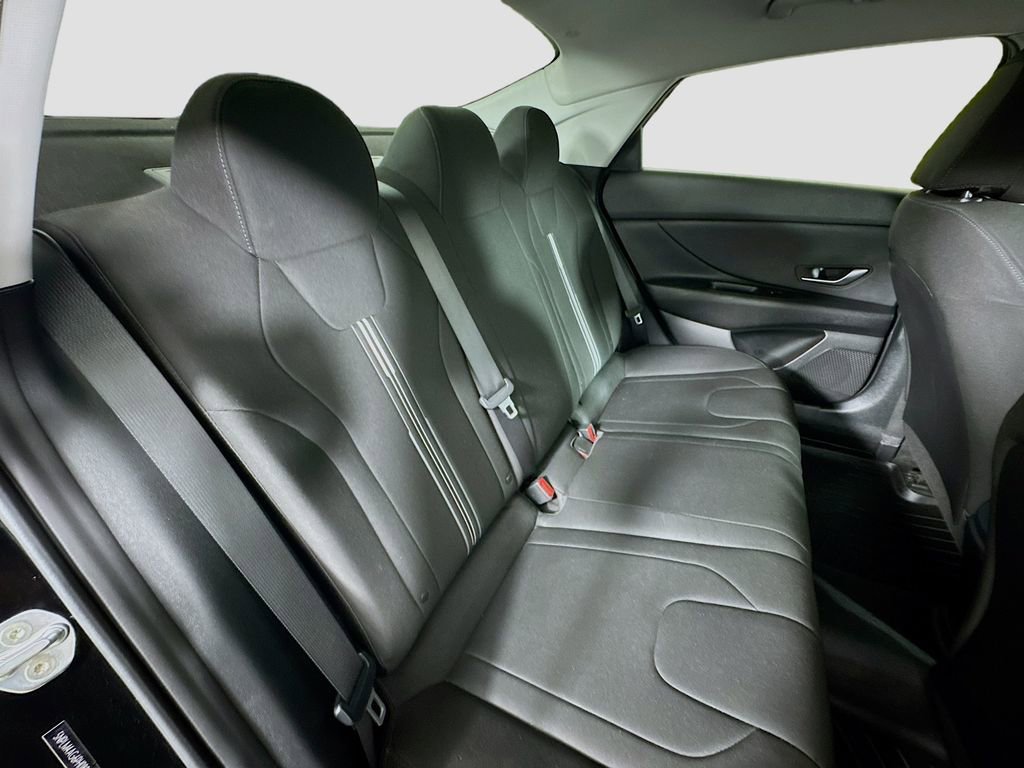 Used 2023 Hyundai Elantra SEL FWD image 26